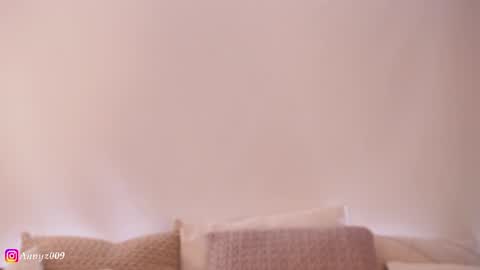 Snapshot of annyz09 chatting on June 22, 2026, 4:04 pm Annyz online show from June 22, 2026, 4:04 pm