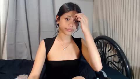anok_yaii online show from June 10, 2026, 6:34 am