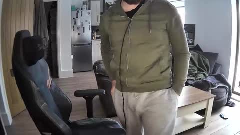 Snapshot of anonydeer21 chatting on January 6, 2026, 3:27 pm anonydeer21 online show from January 6, 2026, 3:27 pm