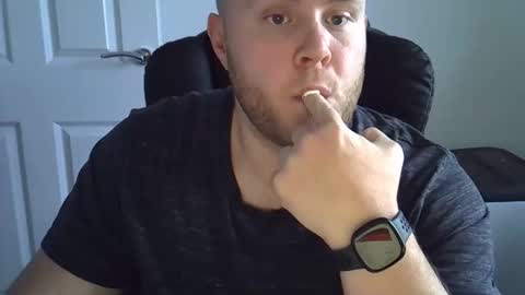 Anonymous Chub online show from November 16, 2025, 2:44 pm