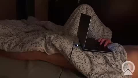 Snapshot of anotherwhat chatting on March 11, 2025, 8:09 pm REAL FEEL 2024 online show from March 11, 2025, 8:09 pm