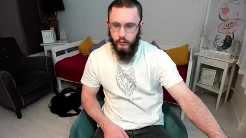 Ant online show from February 1, 2026, 7:18 am