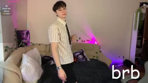 Anthony online show from June 5, 2026, 6:52 am