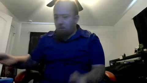 anthonygiacomazzo1 online show from September 23, 2025, 4:21 pm