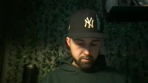 Ant online show from November 29, 2025, 2:20 pm