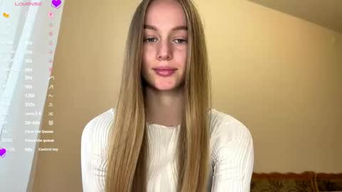 Snapshot of antionettepulgarin chatting on June 6, 2026, 3:39 pm Viktoria online show from June 6, 2026, 3:39 pm