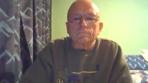 antmatt2025 online show from November 27, 2025, 5:48 pm