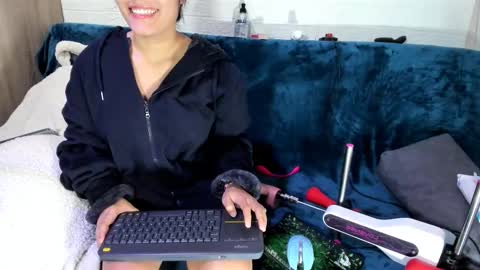 Snapshot of antofoxwbc chatting on February 10, 2025, 11:04 am Anto online show from February 10, 2025, 11:04 am