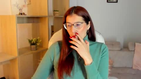 Antonella online show from November 14, 2025, 12:15 pm