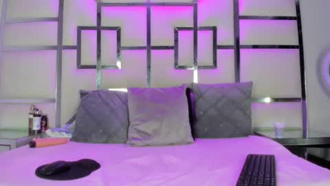 AntonelaBlaze online show from May 27, 2026, 3:14 am