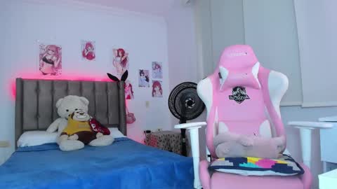 Antonella online show from December 12, 2024, 9:48 pm