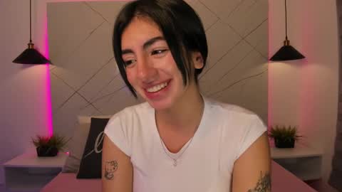 Antonella online show from February 17, 2025, 11:42 pm