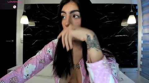 Antonella online show from March 10, 2025, 8:23 pm