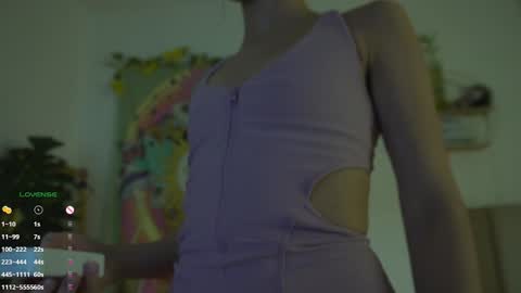 Nell. online show from December 6, 2024, 4:03 am