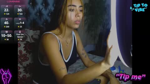 AntonellaAndNoah online show from February 12, 2025, 11:51 pm