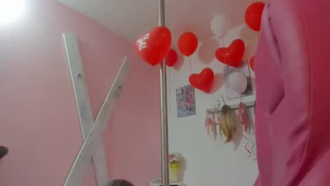 ANTONELLA online show from February 19, 2025, 1:06 pm