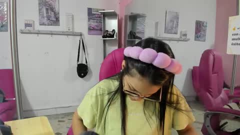 Snapshot of antonellakling_ chatting on February 1, 2026, 11:20 am ANTONELLA online show from February 1, 2026, 11:20 am