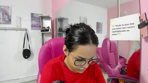 Snapshot of antonellakling_ chatting on February 7, 2026, 11:25 am ANTONELLA online show from February 7, 2026, 11:25 am