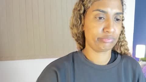 Sarah online show from December 9, 2024, 1:07 am