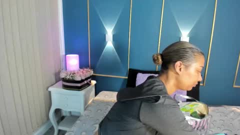 Sarah online show from February 23, 2025, 10:28 am