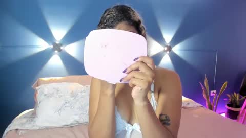 Sarah online show from March 12, 2025, 12:26 pm