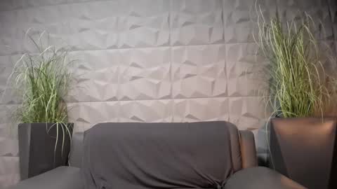 HI My name is Antonio online show from March 8, 2025, 8:14 pm