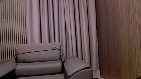 HI My name is Antonio online show from October 19, 2025, 6:52 pm