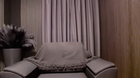 HI My name is Antonio online show from December 3, 2025, 7:56 pm