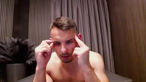 HI My name is Antonio online show from March 25, 2026, 8:04 pm