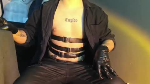 antonnello_ online show from October 9, 2025, 7:50 am