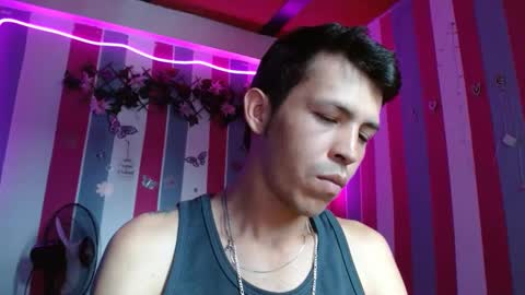 antony_hardx_ online show from September 25, 2025, 7:17 pm