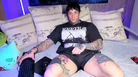 Tom online show from November 11, 2025, 5:29 am