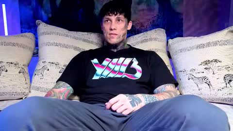 Tom online show from January 8, 2026, 6:05 am