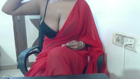 Snapshot of anya_kapoor chatting on September 14, 2025, 2:38 pm anya kapoor no face online show from September 14, 2025, 2:38 pm