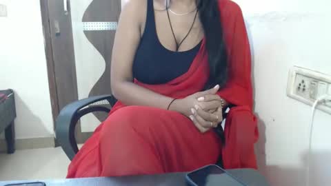 Snapshot of anya_kapoor chatting on September 29, 2025, 12:10 pm anya kapoor no face online show from September 29, 2025, 12:10 pm