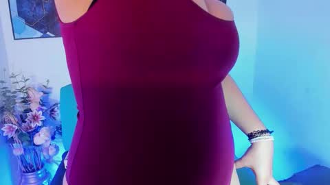 anyell online show from November 2, 2025, 11:07 pm