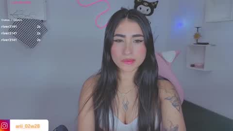 anyeluz_z online show from October 17, 2025, 5:32 am