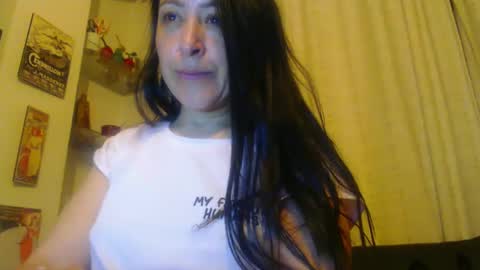 Snapshot of anysophy chatting on January 2, 2025, 9:11 am SOFFIA online show from January 2, 2025, 9:11 am