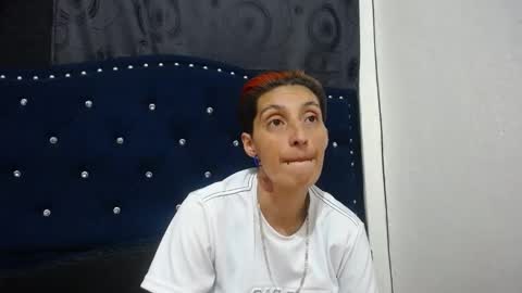 Snapshot of anyu_1306 chatting on December 11, 2024, 4:18 am anyu online show from December 11, 2024, 4:18 am