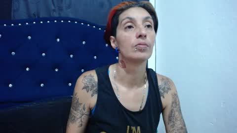 Snapshot of anyu_1306 chatting on December 13, 2024, 12:53 am anyu online show from December 13, 2024, 12:53 am