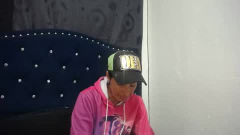 Snapshot of anyu_1306 chatting on February 5, 2025, 3:55 am anyu online show from February 5, 2025, 3:55 am