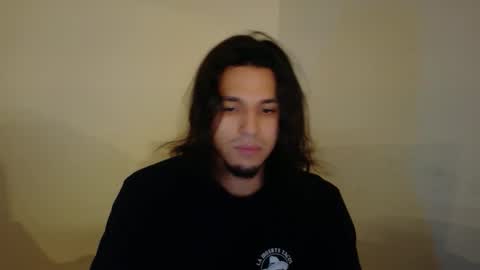 Snapshot of apachewithawebcam chatting on November 1, 2025, 4:25 am ApacheWithWebcam online show from November 1, 2025, 4:25 am