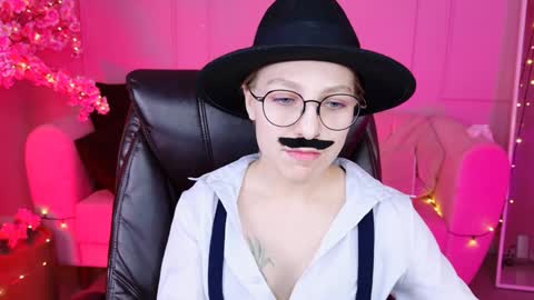 Snapshot of aphexqueen chatting on December 13, 2024, 7:32 pm APHEX QUEEN online show from December 13, 2024, 7:32 pm