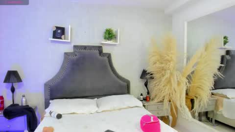 Snapshot of aphroditesweet chatting on March 11, 2026, 8:59 pm aphrodite online show from March 11, 2026, 8:59 pm