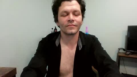 Snapshot of apocalypse_cream chatting on February 24, 2026, 8:34 am apocalypse_cream online show from February 24, 2026, 8:34 am