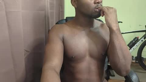 Snapshot of apollodarkmn chatting on March 30, 2026, 7:04 pm apollodarkmn online show from March 30, 2026, 7:04 pm