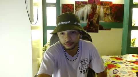 Snapshot of apolo_98 chatting on December 4, 2024, 12:58 pm APOLO online show from December 4, 2024, 12:58 pm