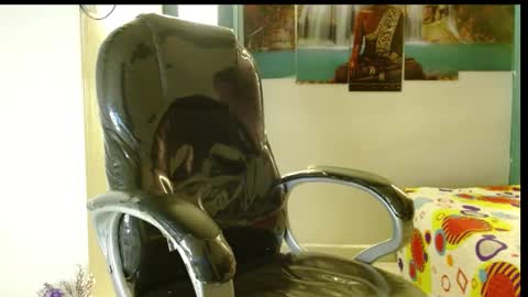 Snapshot of apolo_98 chatting on December 10, 2024, 2:06 pm APOLO online show from December 10, 2024, 2:06 pm