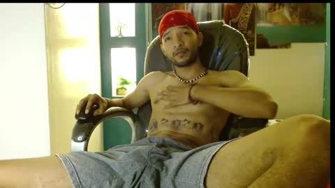 Snapshot of apolo_98 chatting on December 20, 2024, 1:22 pm APOLO online show from December 20, 2024, 1:22 pm