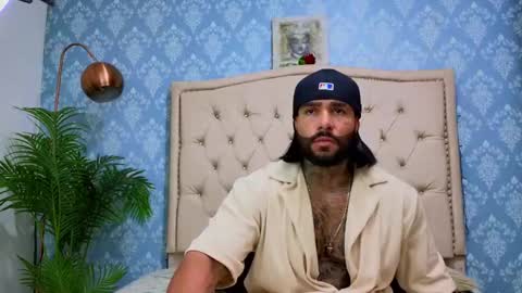 Apolo online show from September 28, 2025, 8:58 pm